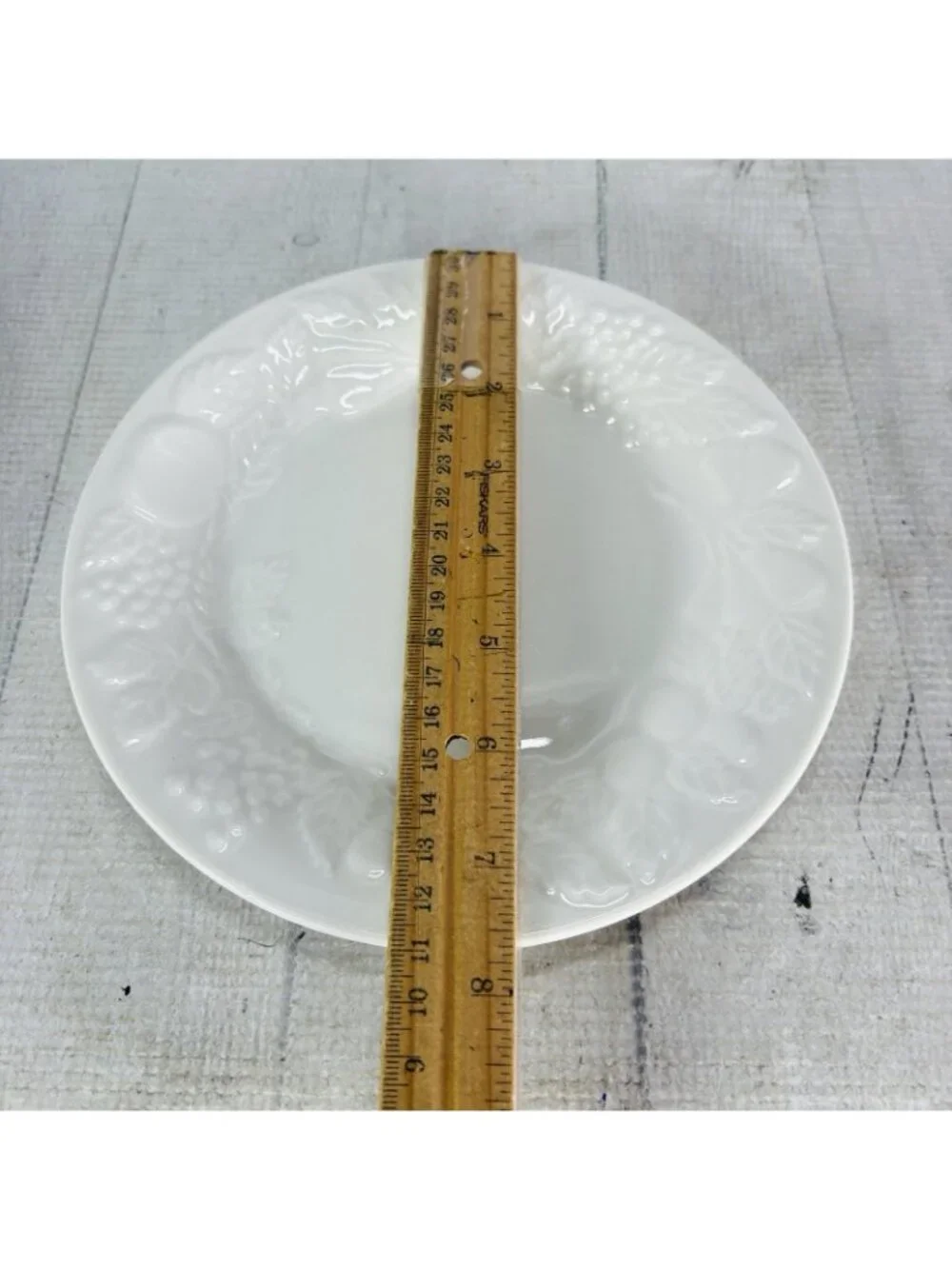 Gibson FRUIT Embossed Fruit White Shades Ceramic 7 3/4